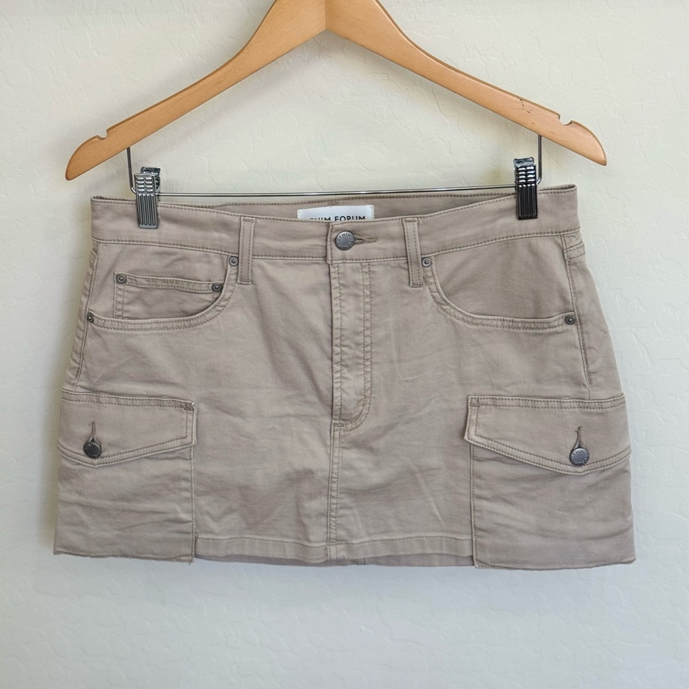 Denim Forum Women’s Khaki Beige 90’s Cargo Mini Skirt w/ Front Pockets Size 29